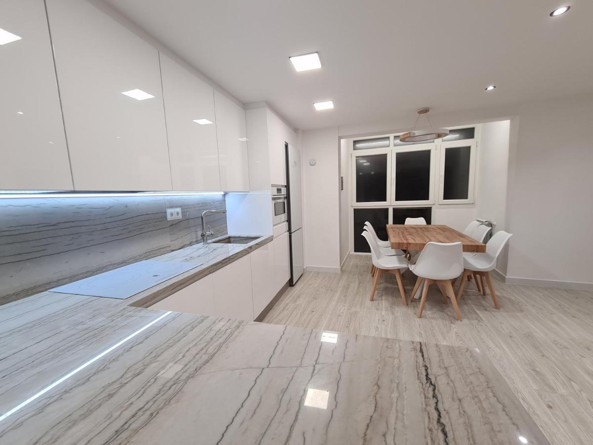 104A Apartamento a estrenar 11 Personas Centro Gijón Exterior foto